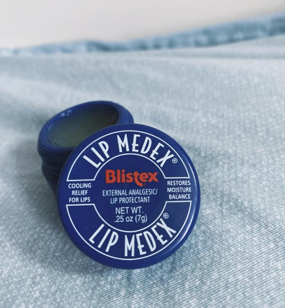 秋冬滋润大红色唇膏色号,润唇膏保湿滋润秋冬季DHC