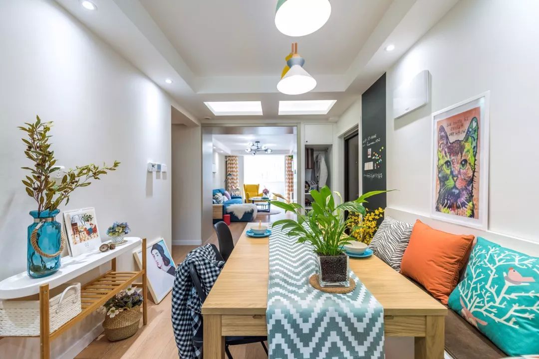 进门客餐厅一体户型设计,奇葩户型卧室和餐厅怎么设计