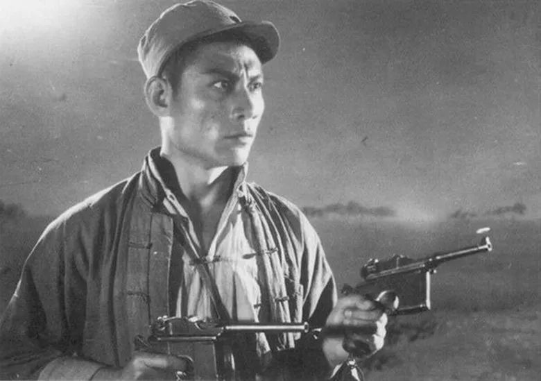 杜江：要演好英雄，最好的方法是成为英雄