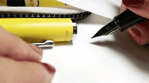 白金的笔好用吗,白金的钢笔