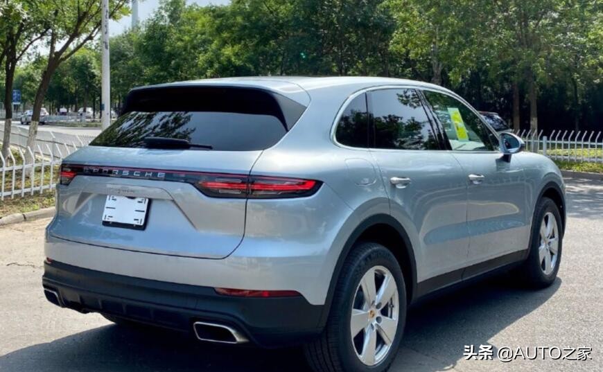 全新保时捷卡宴2.0t插电混动,2023款保时捷卡宴2.9t提车