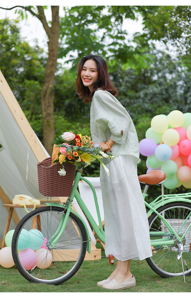 毫无质疑，亚麻在春夏天就是王者，天气越热就越能显示它的好处