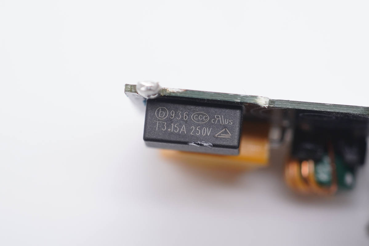 紫米氮化镓65w对比紫米普通65w,小米氮化镓快充和67w有啥区别