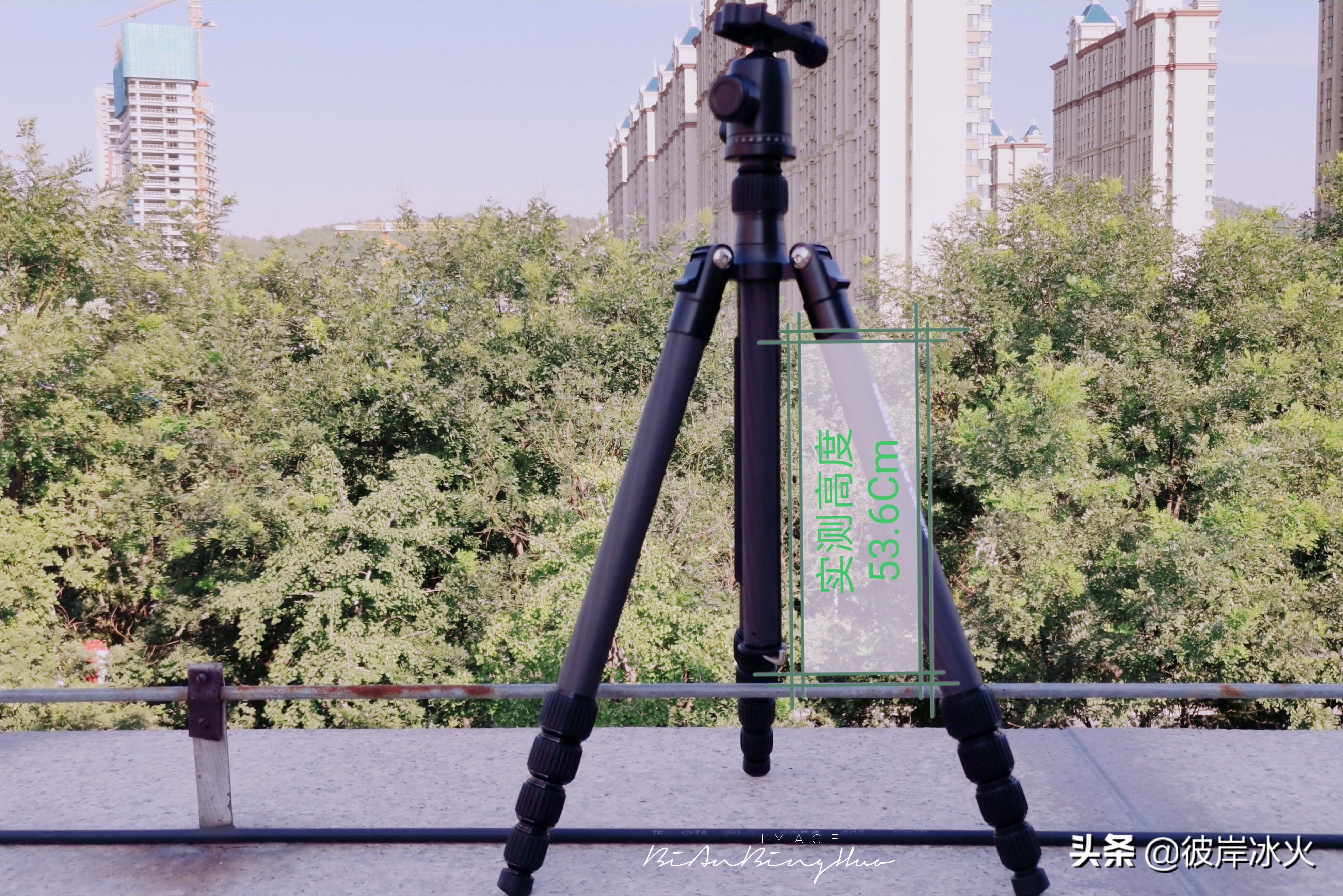 哪种便携式的摄影三脚架好,摄影器材三脚架怎么用