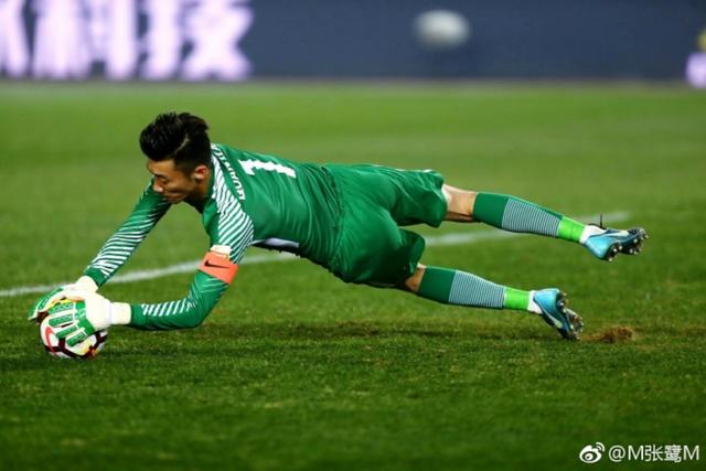 足球运动员张鹭老婆,国脚张鹭的主持人老婆