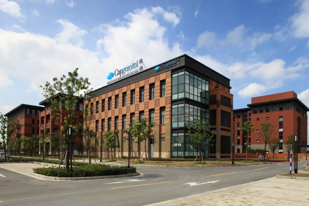 这里是花桥！一个神奇的地方，正在崛起