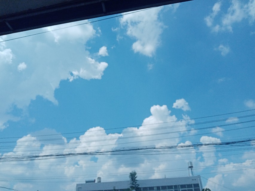 天上奇异现象,天上是否有神