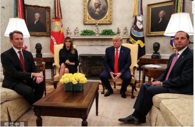 145亿美元的市场和6人吸食死亡！*子烟电**是救赎还是荼毒？