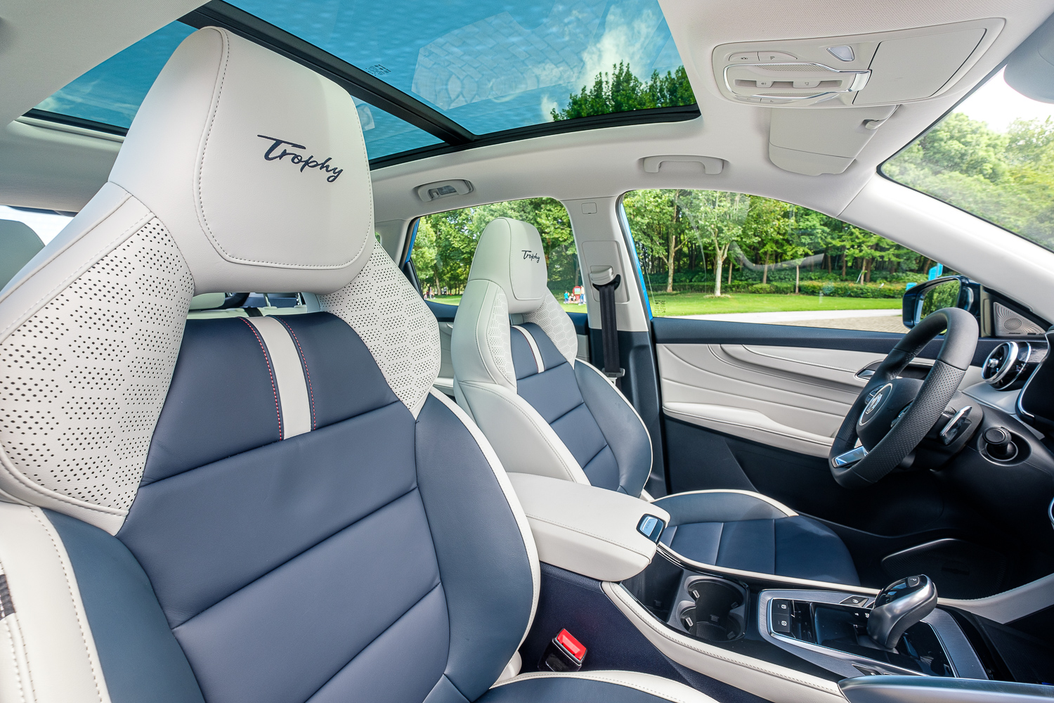 mg领航场地评测,mg领航黑试驾