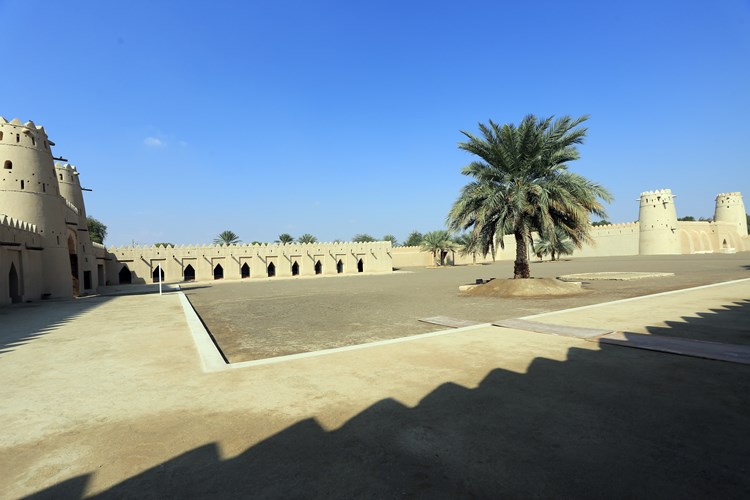 阿联酋第一位总统扎伊德阿布扎比,阿联酋阿布扎比现任酋长