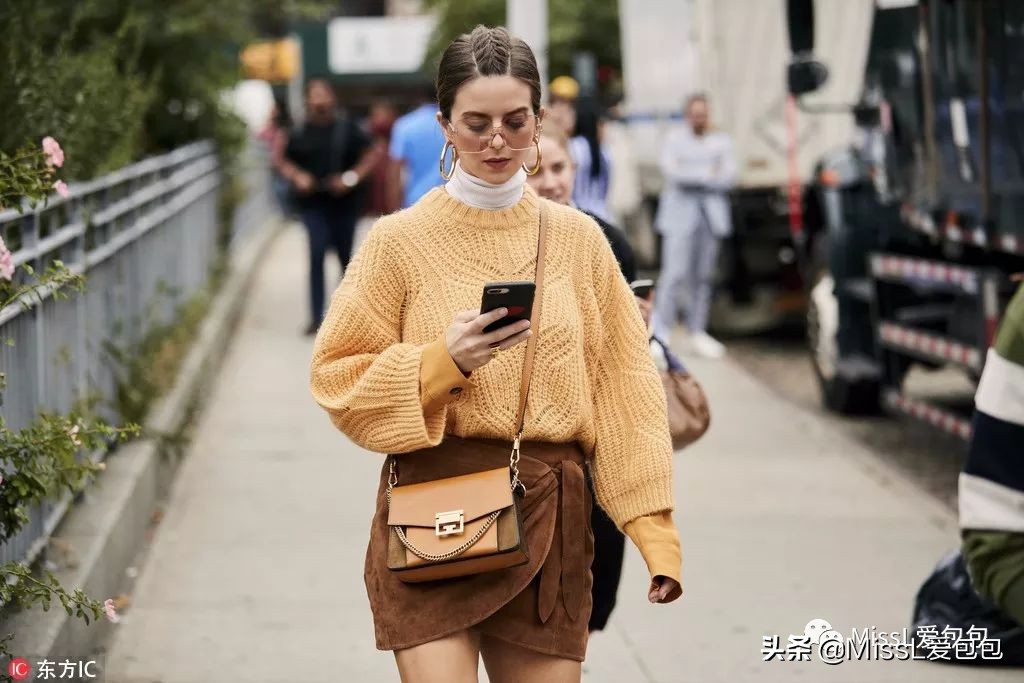 纪梵希givenchygvc绑带限定款,givenchy纪梵希2023新款连帽外套