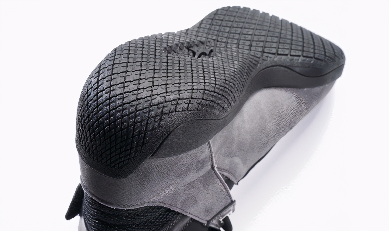 椹鹃┒闉嬮┈鑷揪,椹嚜杈惧紑杞﹂瀷