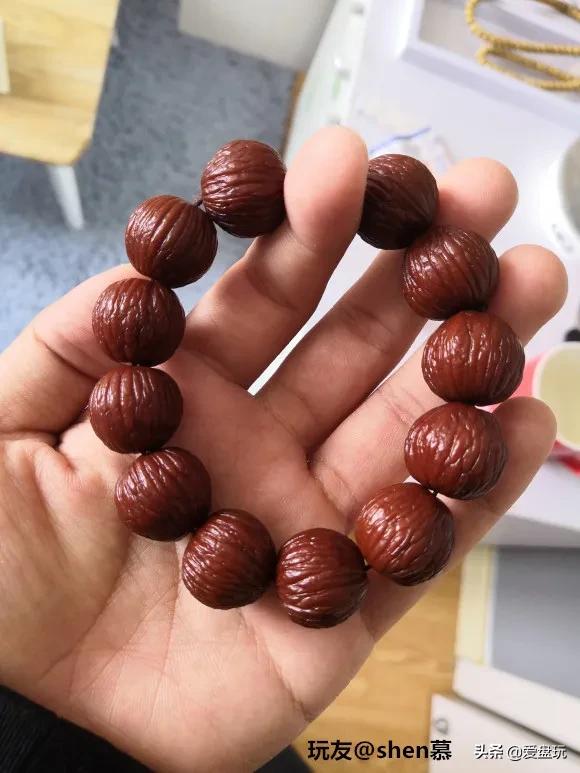 喂，你盘得最牛气的手串，现在怎样了？