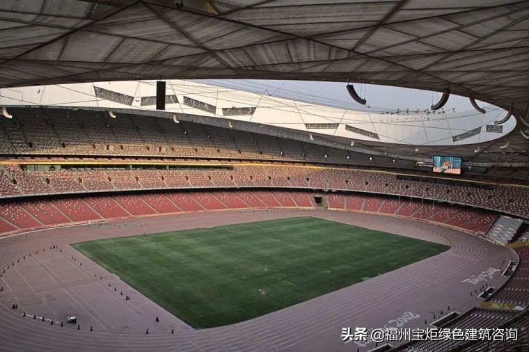 盘点世界著名足球场顶篷结构