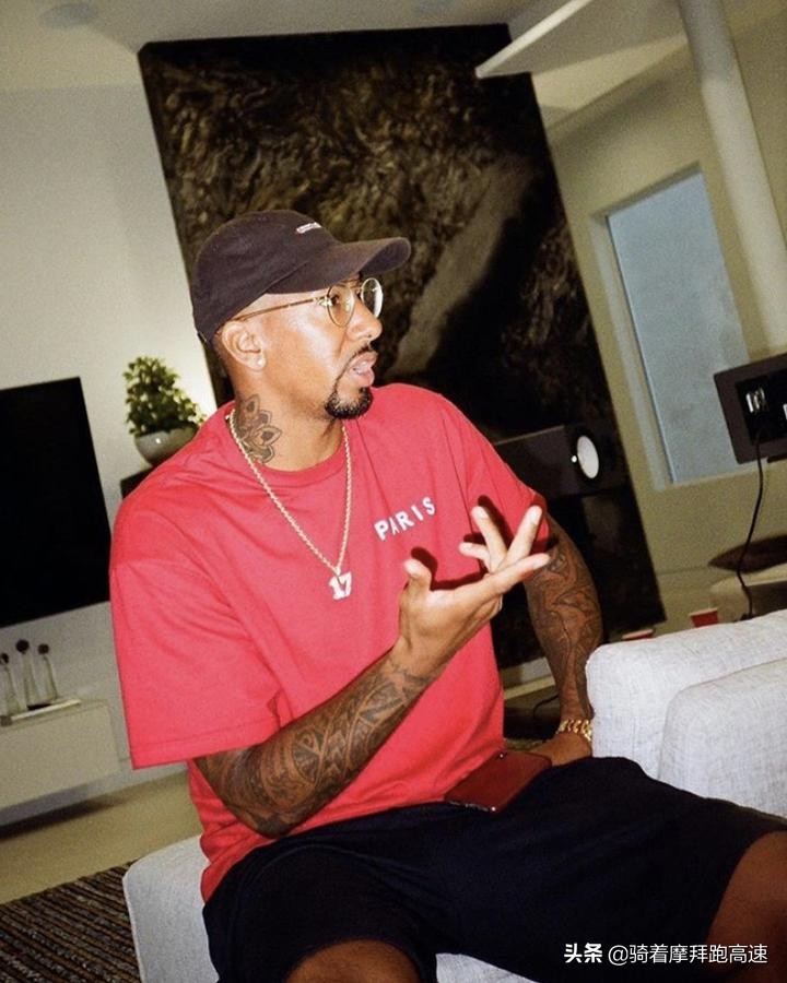 足球先驱人物,足球新时代的领军人物