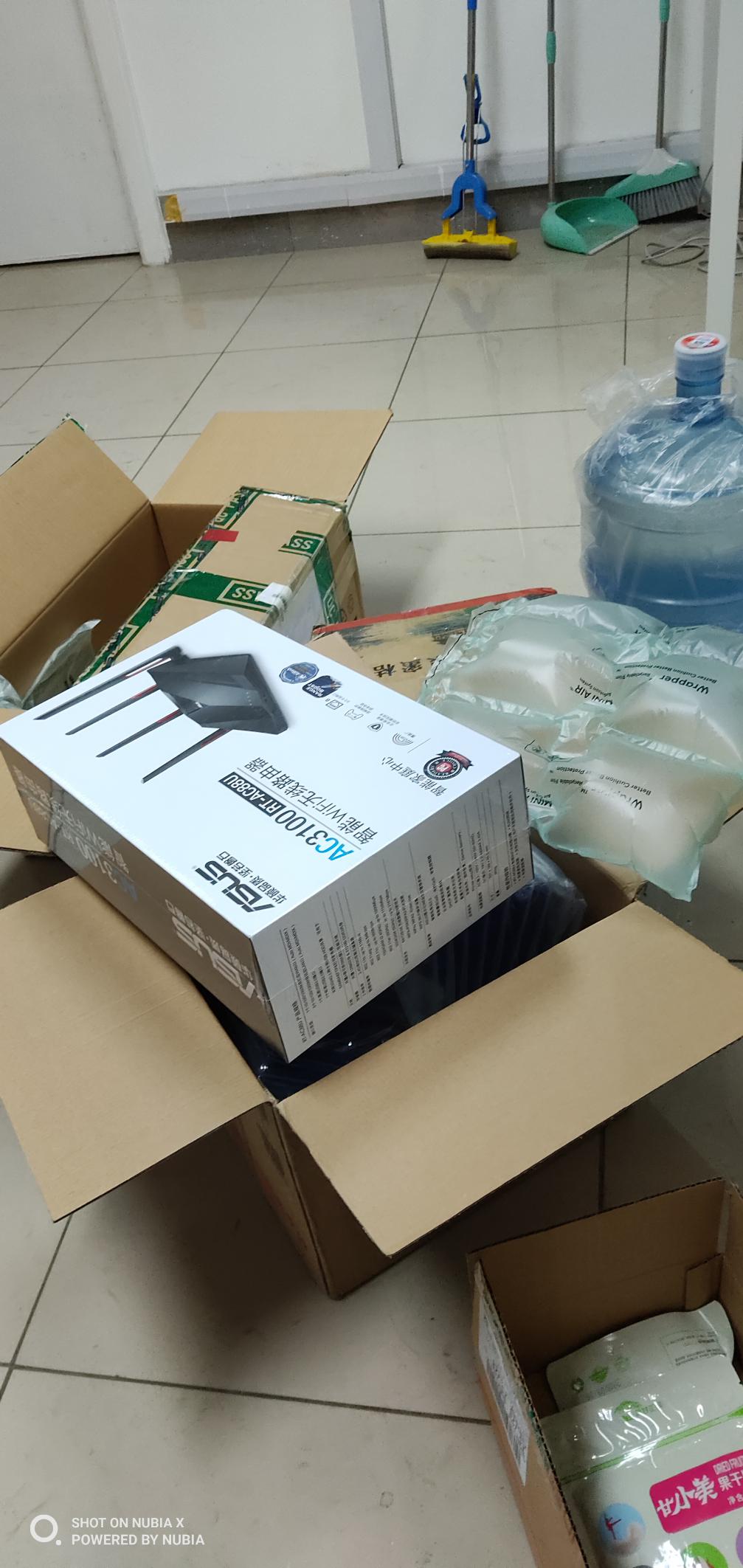 华硕路由器88u和86u对比,华硕路由器88u高达限量版