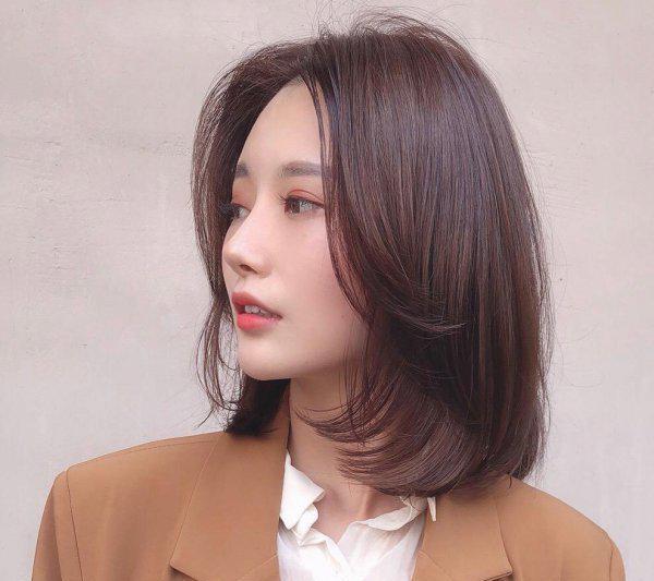 怎么才能找到长脸适合自己的发型,长脸什么发型好看又简单又有气质