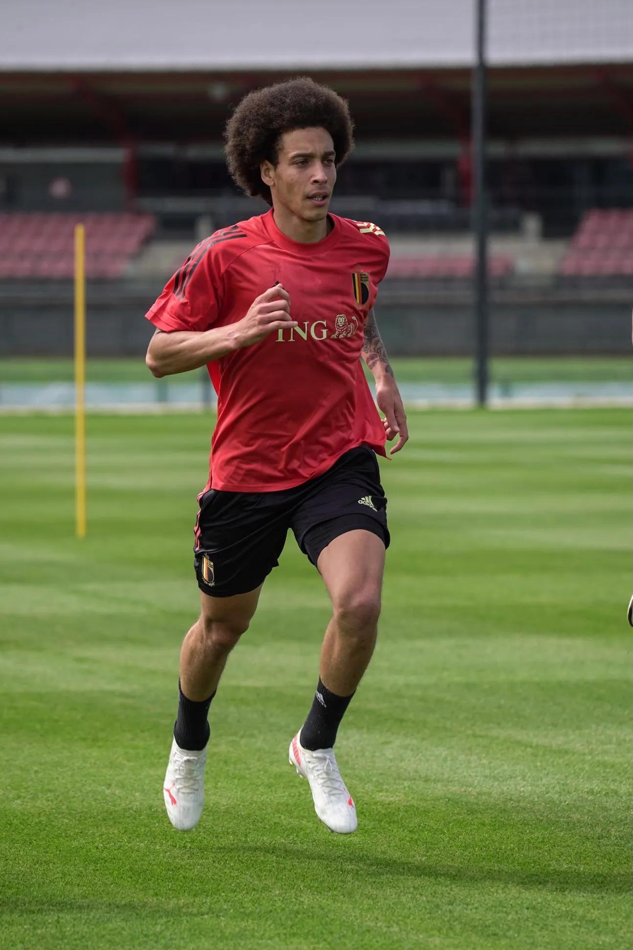 球星闪耀值得抽吗,球星闪耀是不能兑换成球员的吗