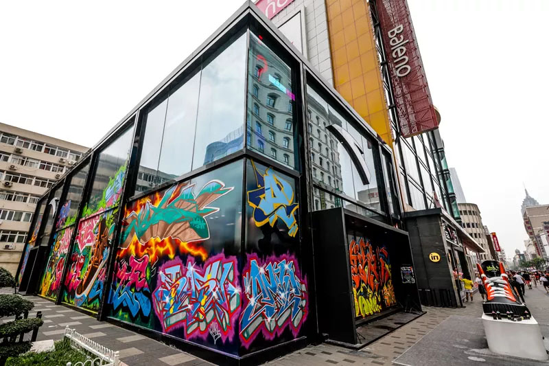 球鞋安踏推荐强度高,安踏龙珠超联名dragonball黑悟空