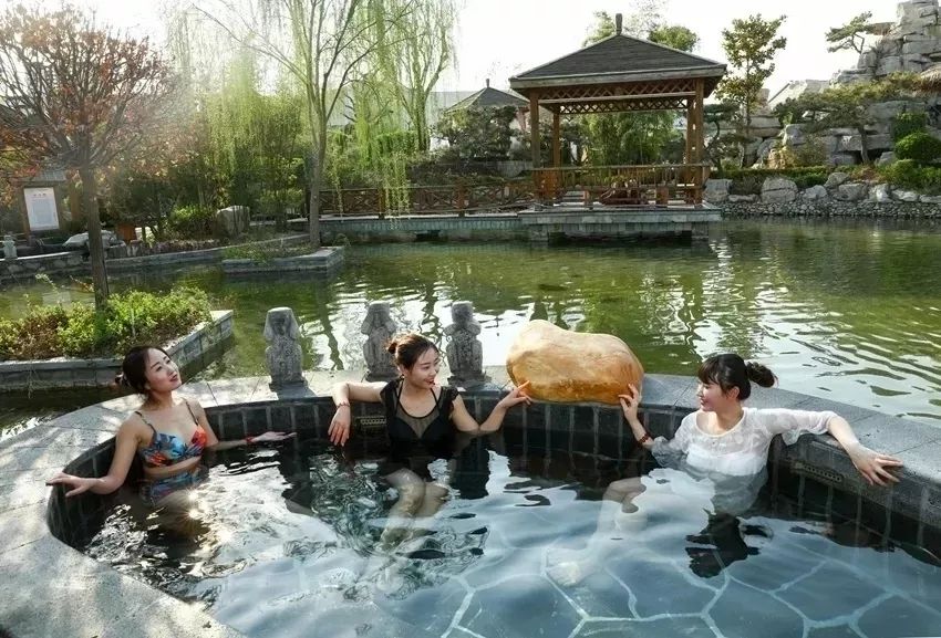 感恩等待，临朐揽翠湖温泉度假村4月4日全面复工营业！让我们共同重启美好春天！#唤醒好*光春**#