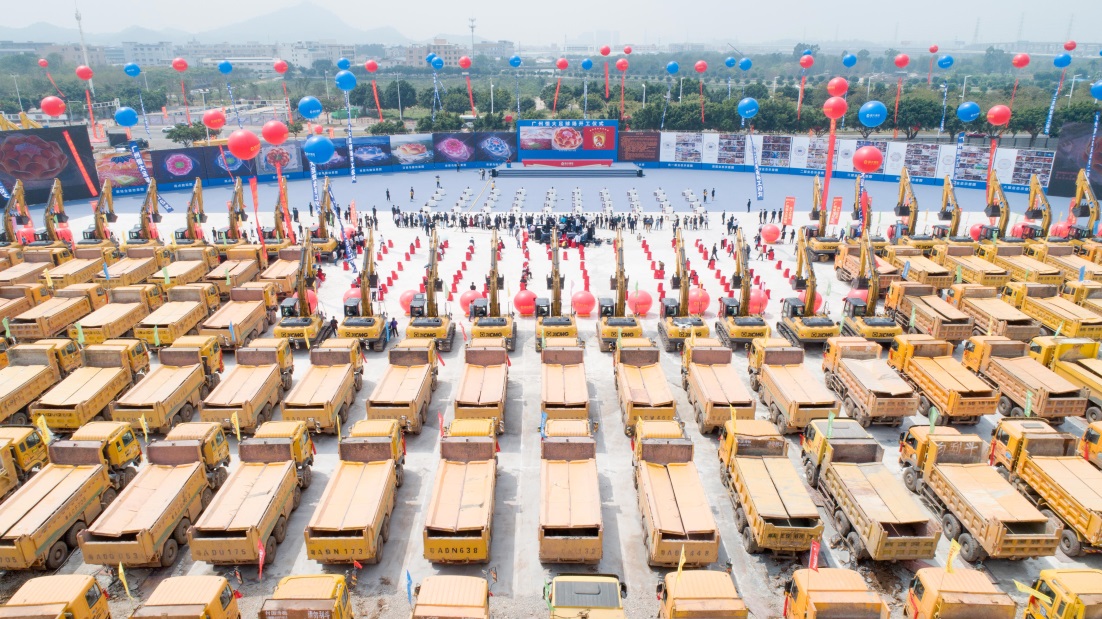 广州恒大足球场最新消息,广州恒大10万人足球场震撼