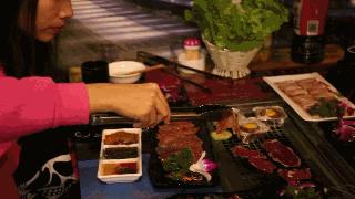 一头牛只有一块里脊,一头牛只供应6块牛排