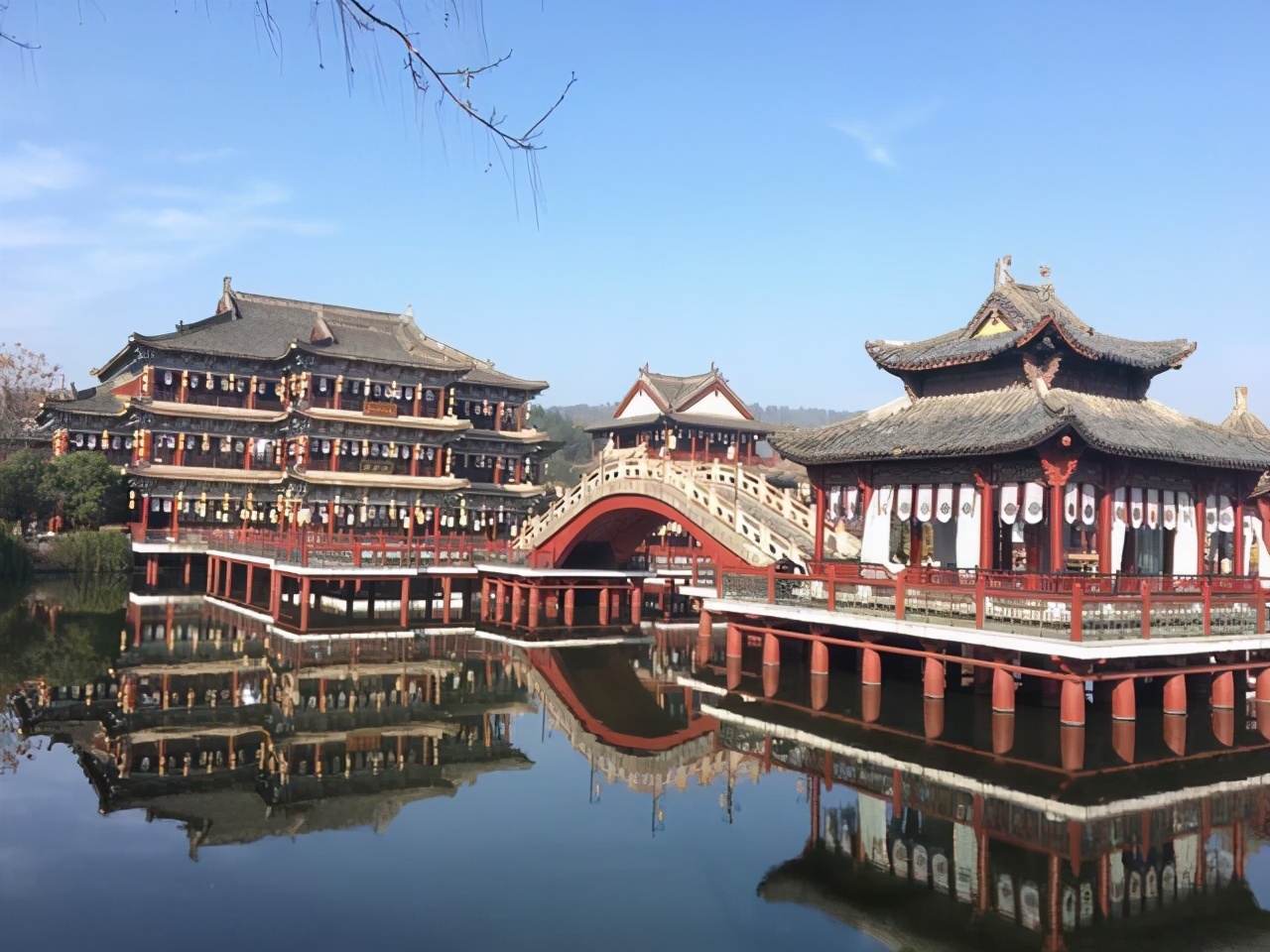 3首写南京的千古绝唱，文辞美韵味佳，千年文化在诗中