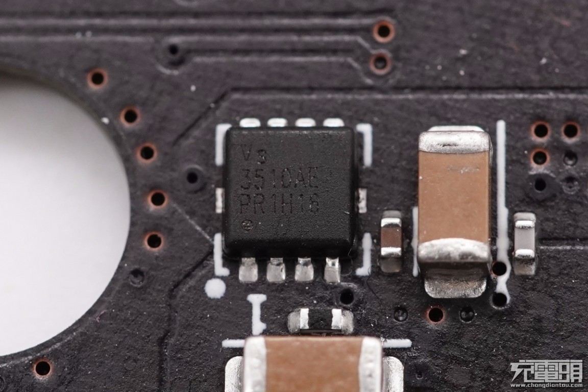 小米20w智能无线追踪式充电器缺点,小米智能追踪式无线充20w拆解