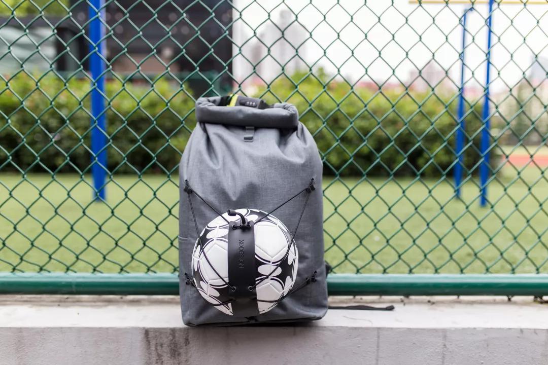 背包防盗小妙招,小偷最怕的双肩包