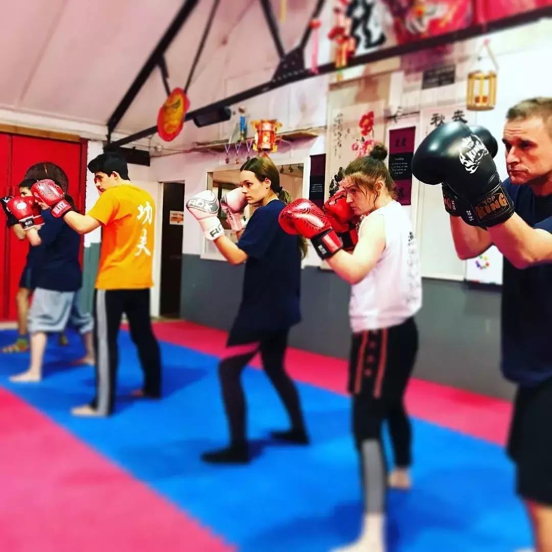 零基础自学散打方法,零基础学散打详细教程