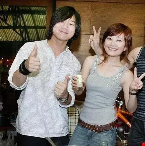 梁静茹陈淑桦对唱,梁静茹陈嘉桦