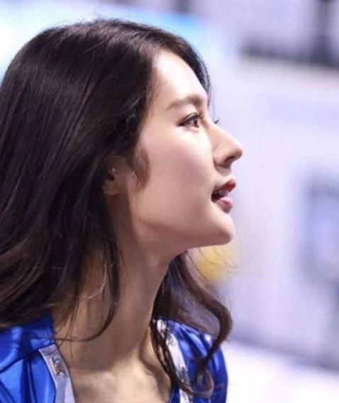 韩国棒球女神惊艳瞬间,韩国棒球女神开球视频