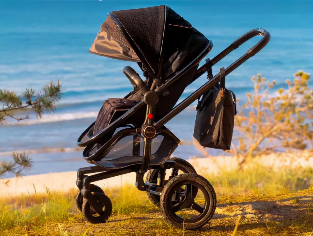 轻便型婴儿推车推荐哪款品牌,婴儿推车可坐可躺轻便折叠