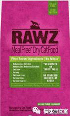 绿福摩猫粮和金装素力高哪个好,福摩各口味猫粮测评