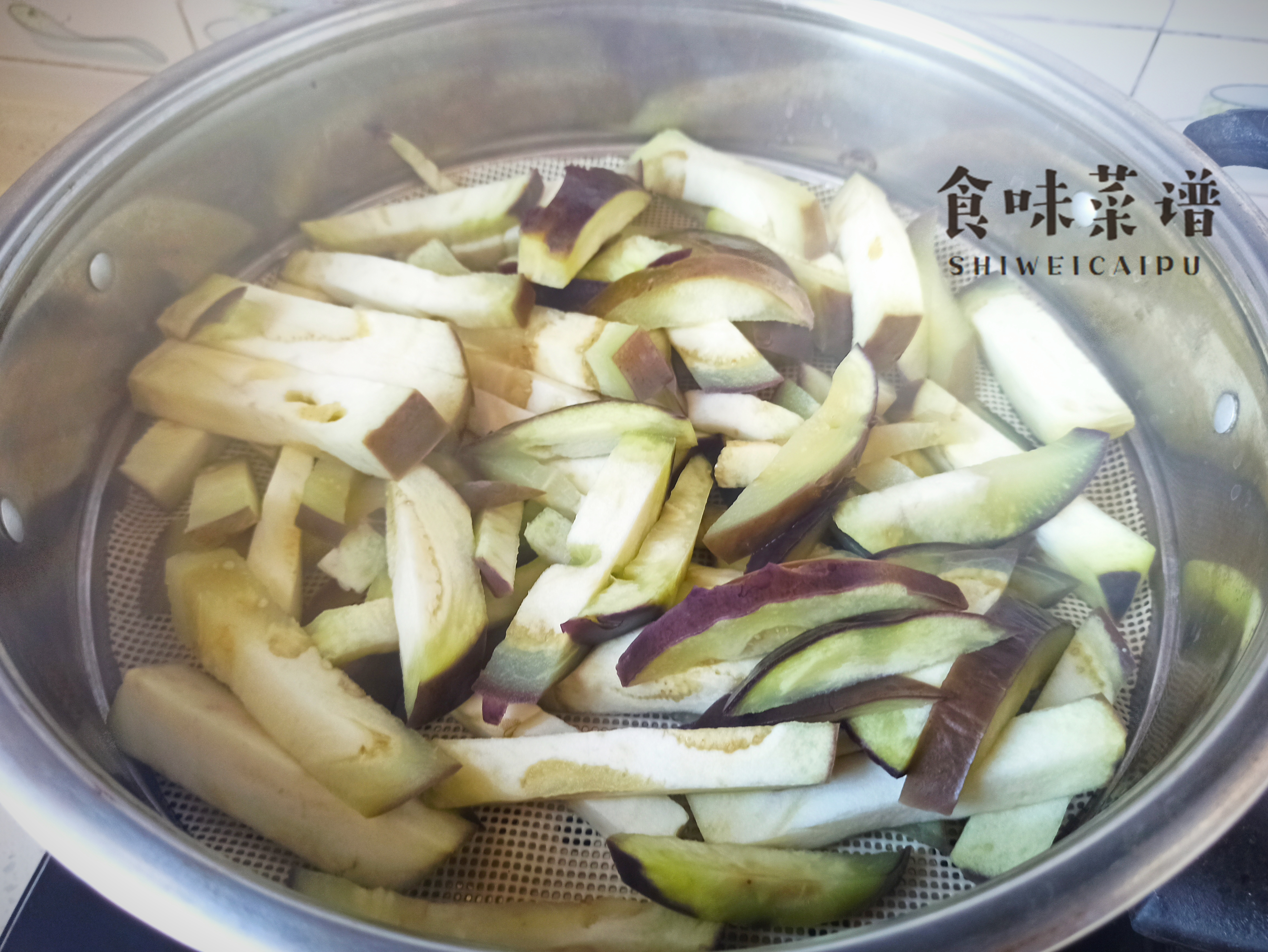 蒸茄子不变色的做法窍门,茄子要蒸多少时间才好吃