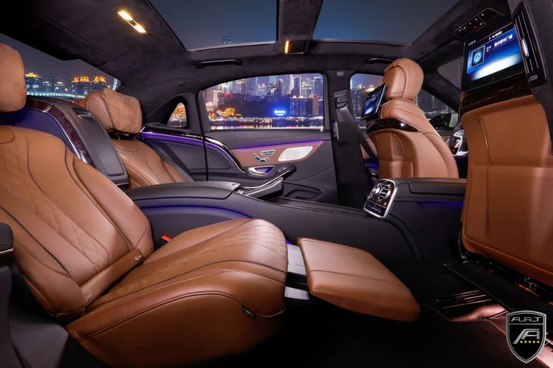 古思特100万左右的车,落地超千万的古斯特