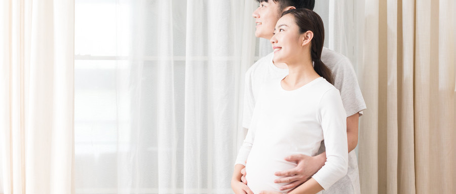 医生是不建议宝妈顺产的,宝妈不愿意剖腹产