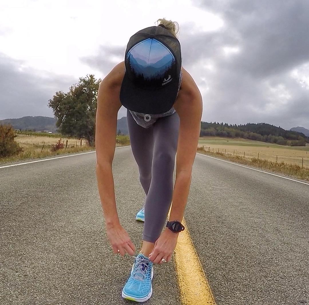 跑步最艰难的时刻如何坚持下来,跑步前吃什么跑步不累