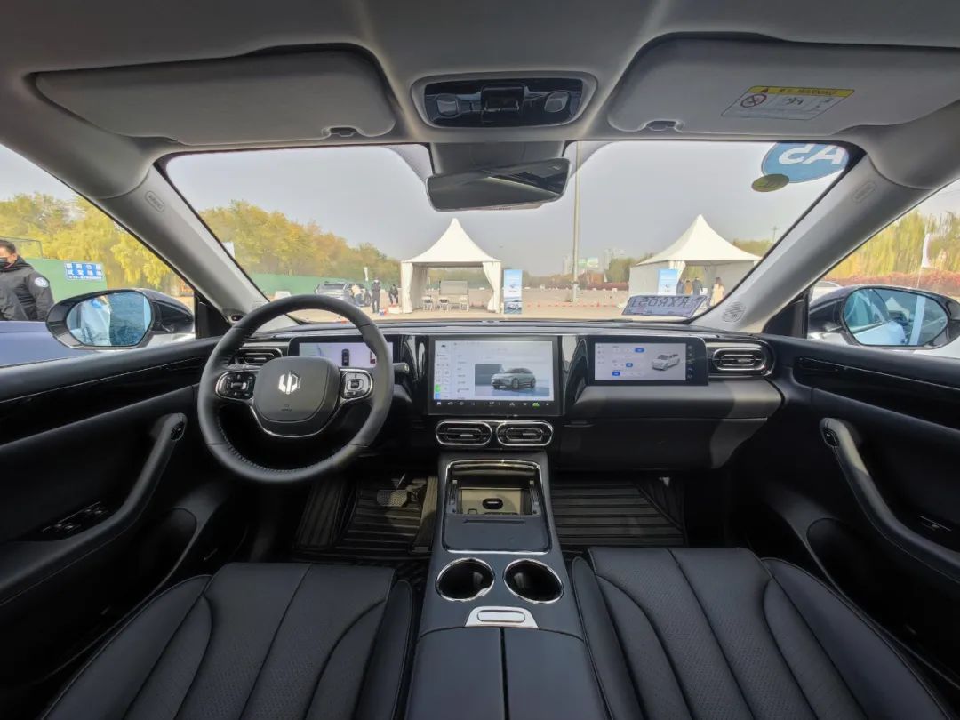 零跑c11纯电版深度试驾,零跑c11汽车试驾视频