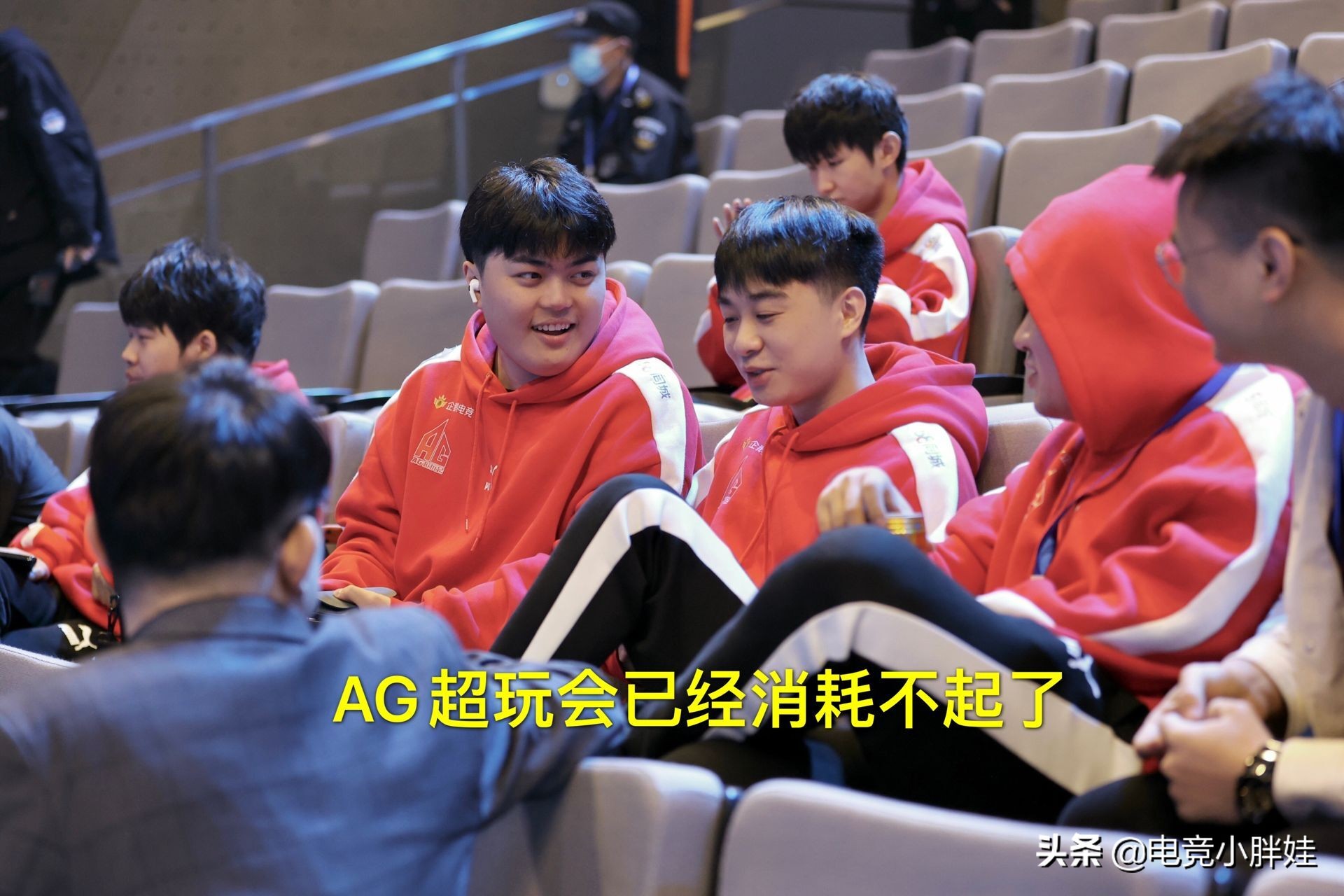 WB暖阳又快成“自由人”，这次AG超玩会却不想要他，网友：26不配