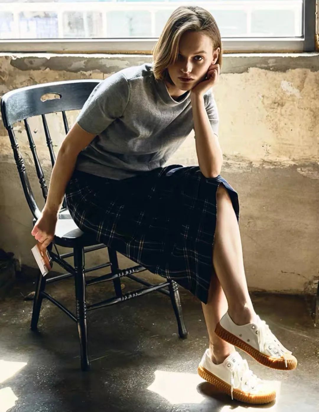 鞋柜留什么鞋子好看又实用,夏天的家薄鞋柜