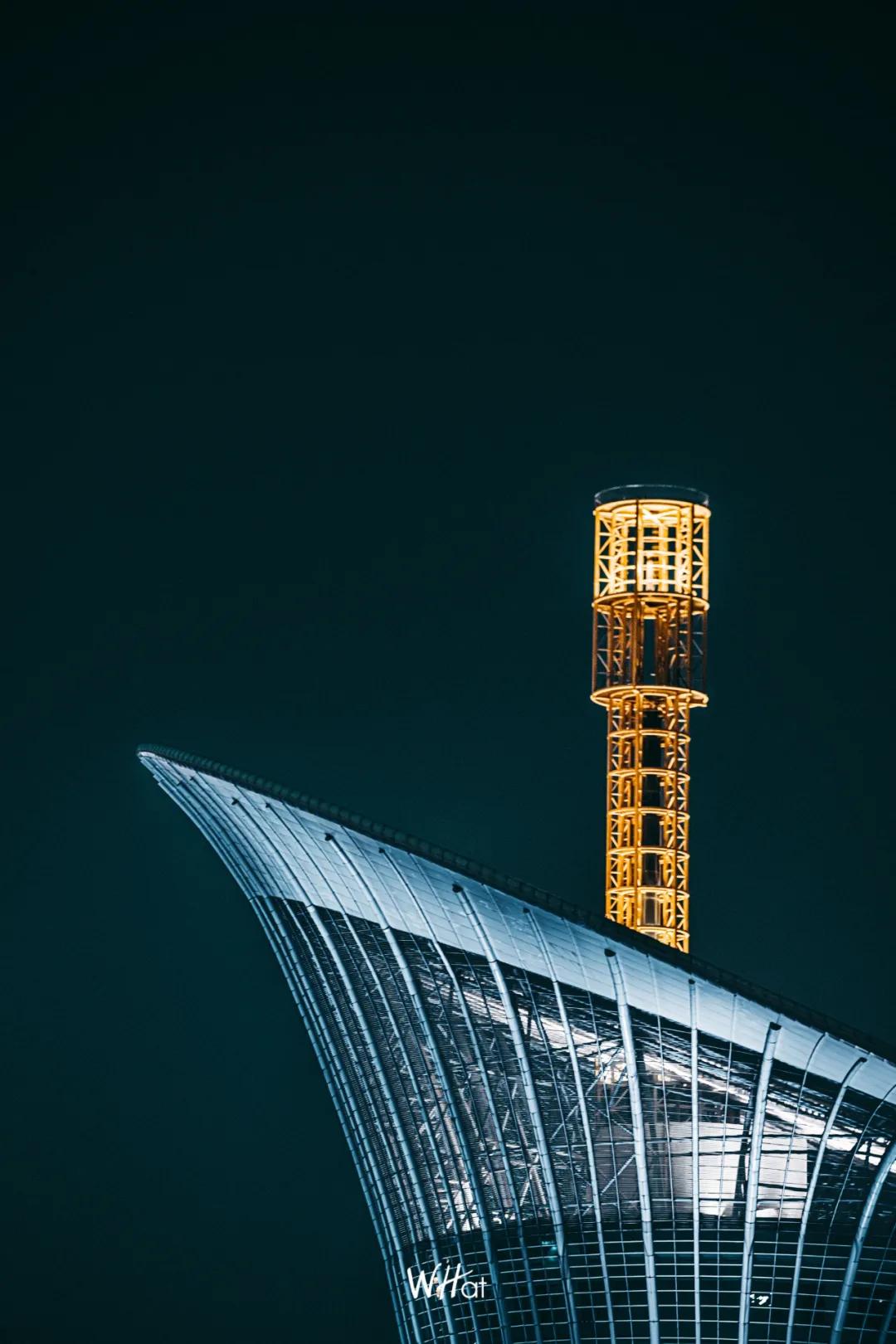 青春散场后的岁月,青春结束了我们的故事还在继续