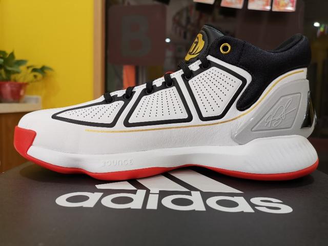 罗斯玫瑰战靴,玫瑰十年