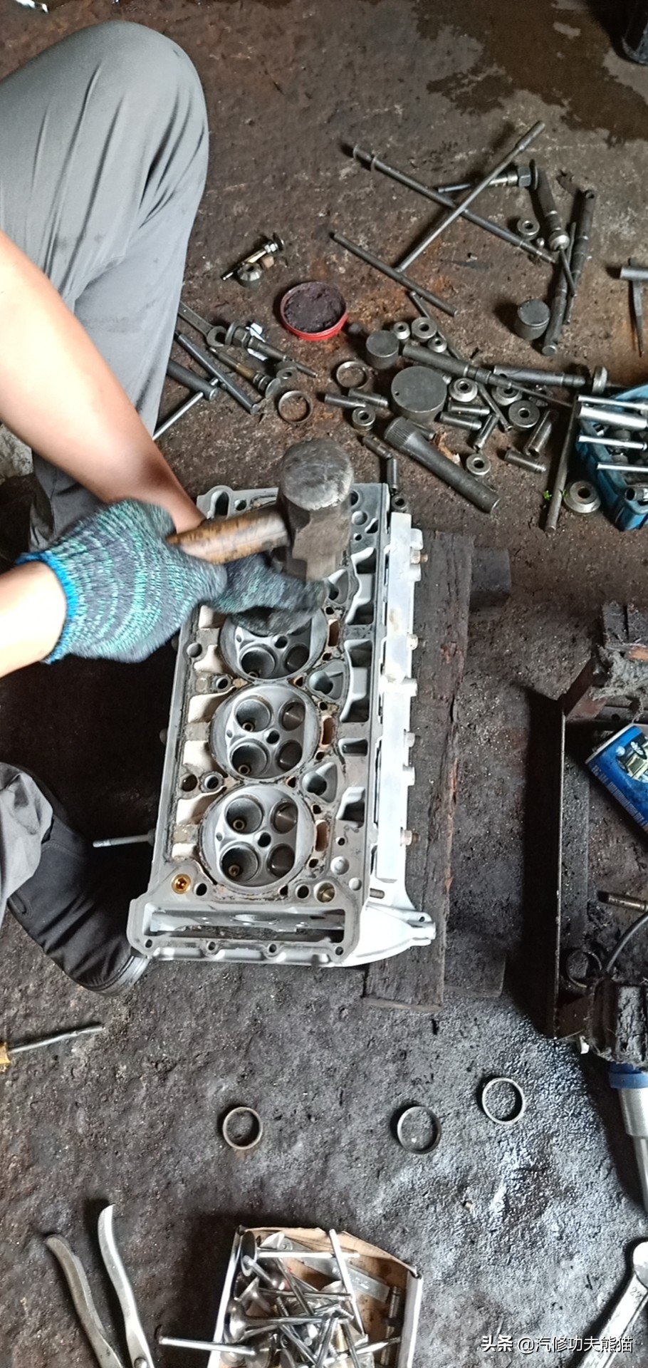 老途观发动机漏油维修,老途观涡轮增压器漏油维修多钱