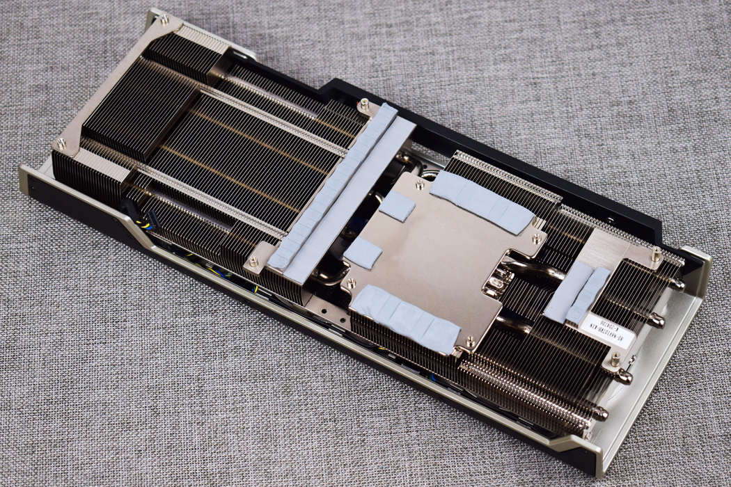 讯景rx6800海外版v1图片,rx6800讯景海外版