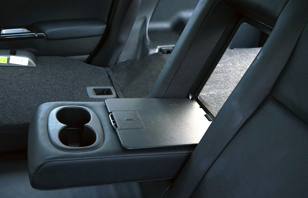 日系三菱suv劲炫轴距,广汽三菱suv劲炫和大众探影哪个好