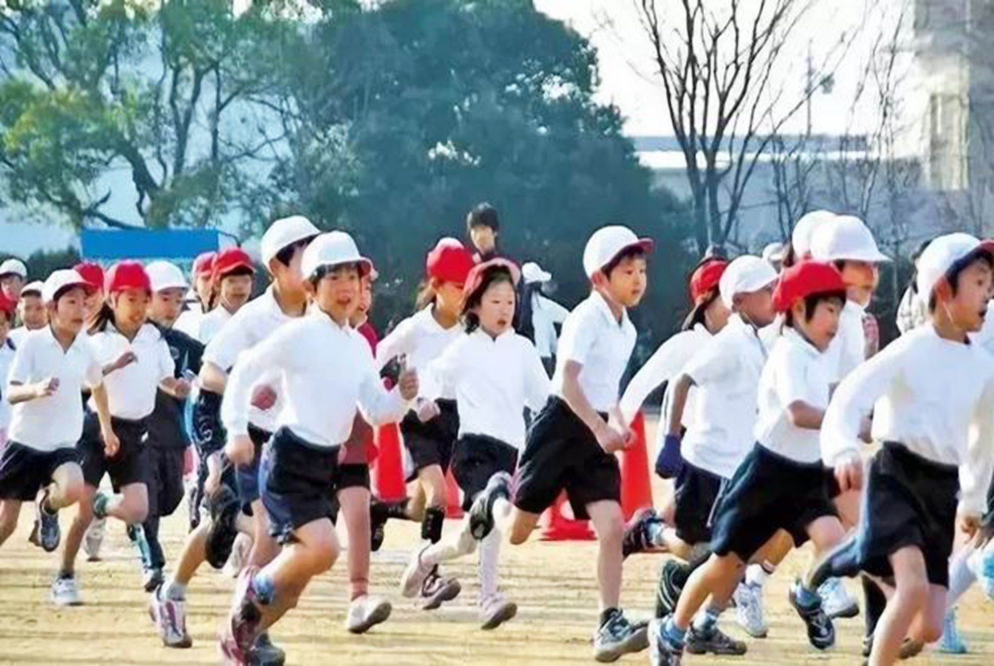 日本中学生的体育教育有多可怕,日本小学生的体能训练比中国强