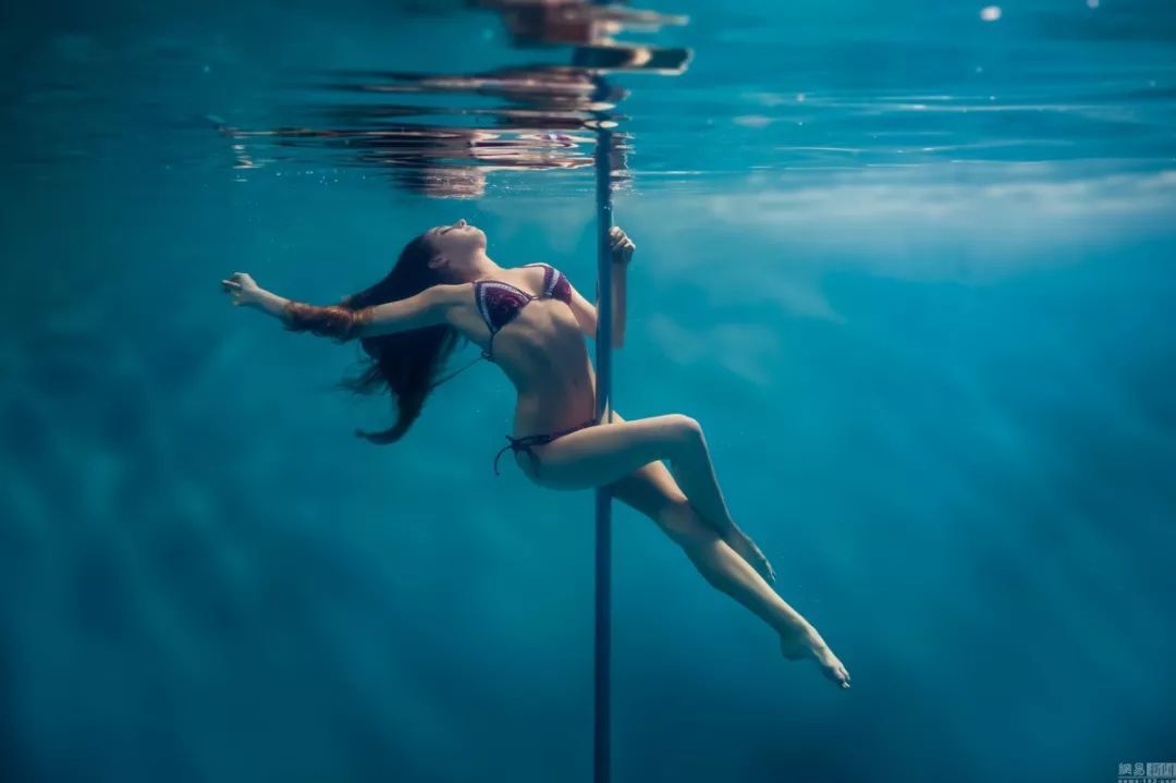 北京老牌水族馆富国海底世界，49.9元1大1小探险蓝色海洋的秘密