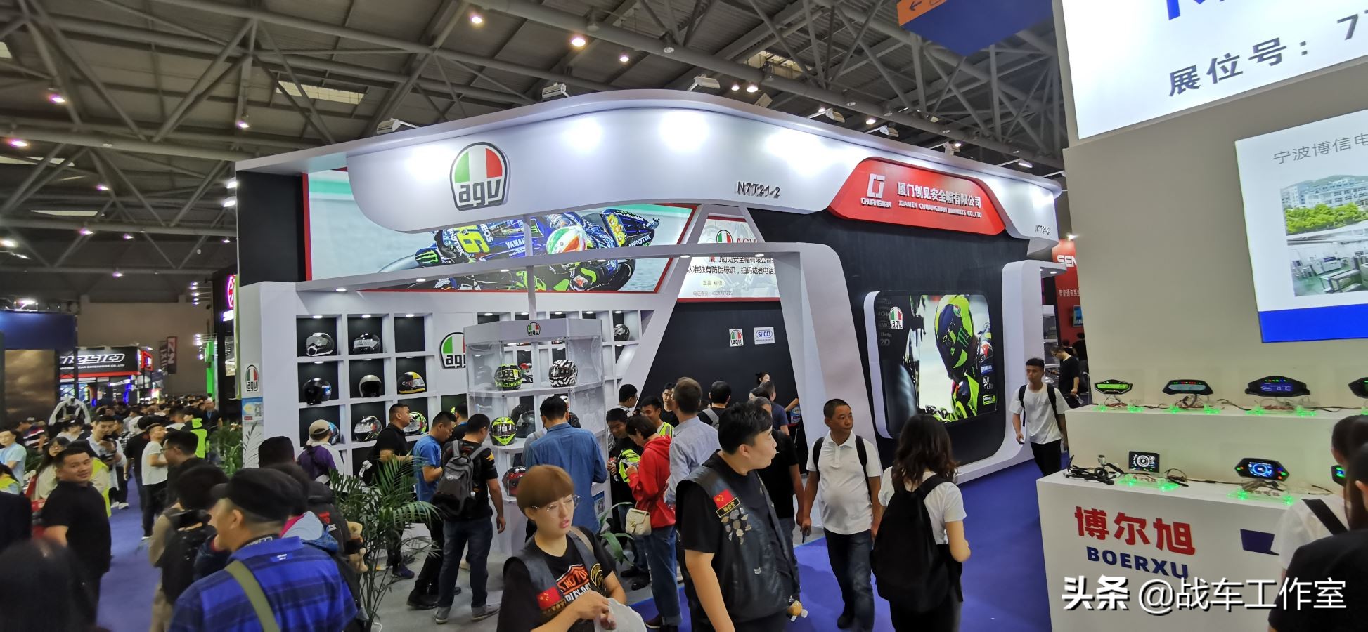 百元级头盔测评,风噪低的千元头盔