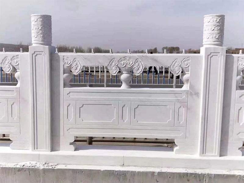 汉白玉栏杆多少钱一吨,汉白玉石栏杆多少价格一米